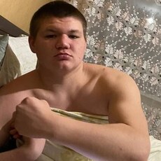 Радомир, 19, Нюрба