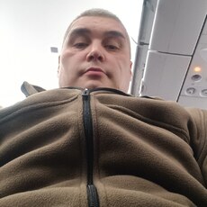 Яша, 36, Орёл