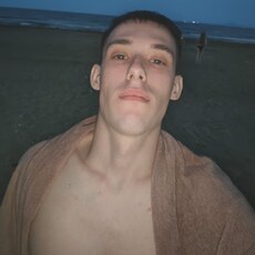 Вася, 21, Петровск-Забайкальский