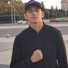 Виталий, 19, Шумиха