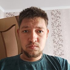 Демьян, 26, Красноармейск (Саратовская область)