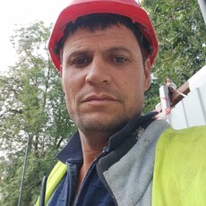 Лёня, 40, Елабуга