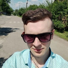 Максим, 30, Томари