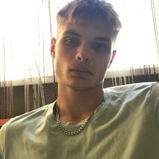 Донат, 22, Ленинск