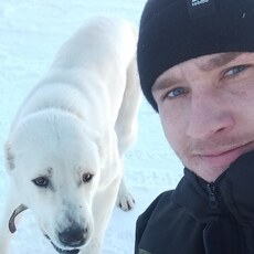 Ден, 27, Славянск