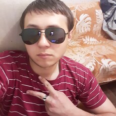 Лаврентий, 29, Павлово