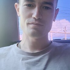Юлиан, 25, Тобольск