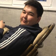 Тёма, 22, Ялуторовск
