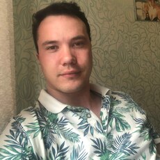 Лев, 24, Щёкино