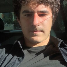 Владимир, 20, Новозыбков
