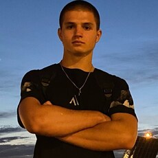 Никон, 23, Полесск