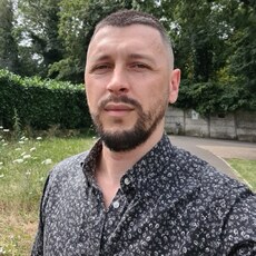 Радомир, 36, Курганинск