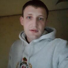 Владлен, 27, Рудня