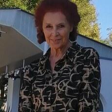 Виолетта, 67, Угледар