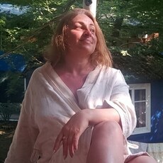 Надя, 47, Сочи