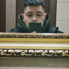 Владислав, 26, Анива