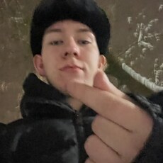 Ростислав, 21, Тара