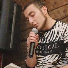 Михаил, 25, Алешки
