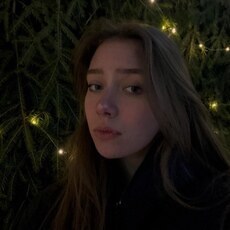 Серафима, 22, Белый