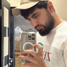Адам, 29, Северо-Курильск