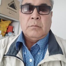 Василий, 62, Магадан
