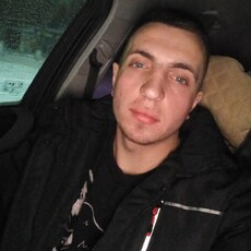 Олег, 23, Белозерск