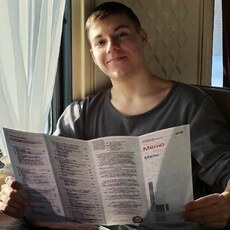 Лёня, 21, Видное