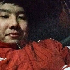 Даня, 30, Кировск (Ленинградская область)