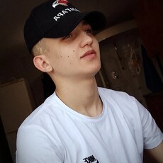 Толя, 21, Новочебоксарск