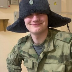 Лаврентий, 23, Серафимович