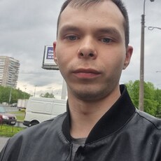 Макс, 29, Сураж