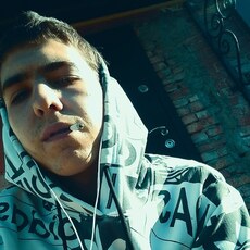 Вячеслав, 21, Щигры
