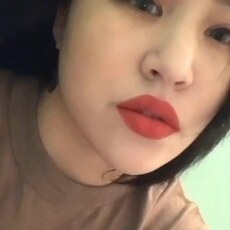 Диана, 26, Пласт