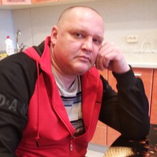 Олег, 40, Покровск