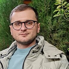 Виталий, 31, Губаха