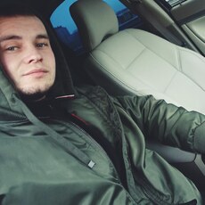 Владимир, 27, Алчевск