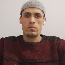 Илья, 25, Балей