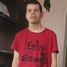Максим, 24, Новая Ляля