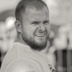 Игнат, 32, Строитель