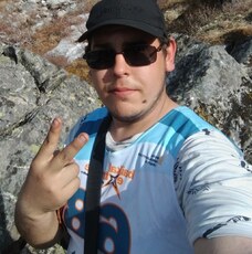 Лев, 19, Ковдор