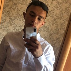 Олеж, 25, Горловка