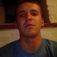 Лёня, 25, Ржев