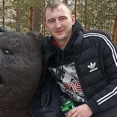 Аркаша, 24, Новоржев