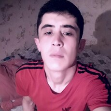 Артёмий, 29, Гурьевск (Калининградская область)