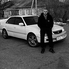 Гриша, 20, Няндома