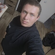 Радомир, 31, Большой Камень