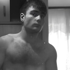 Вадим, 28, Гусь-Хрустальный