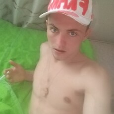 Радомир, 27, Дзержинский