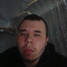 Рома, 23, Белоусово
