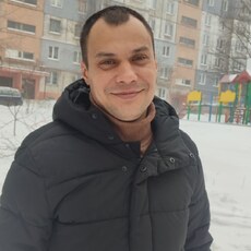 Василий, 41, Свирск